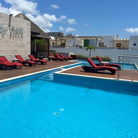 Grand Fifty Suites Playa del Carmen Exteriör bild