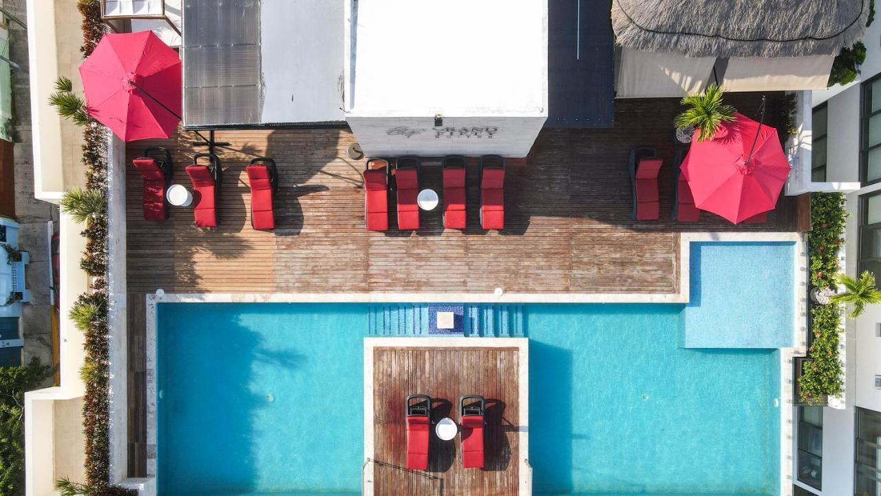 Grand Fifty Suites Playa del Carmen Exteriör bild