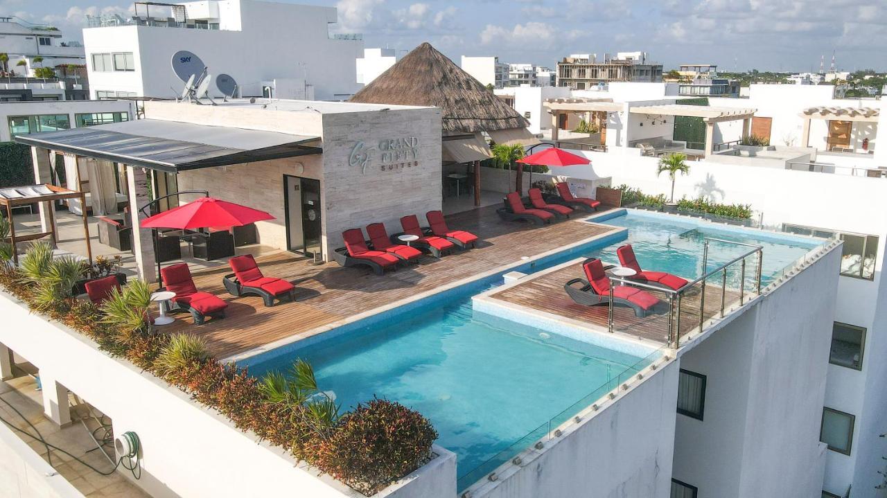 Grand Fifty Suites Playa del Carmen Exteriör bild