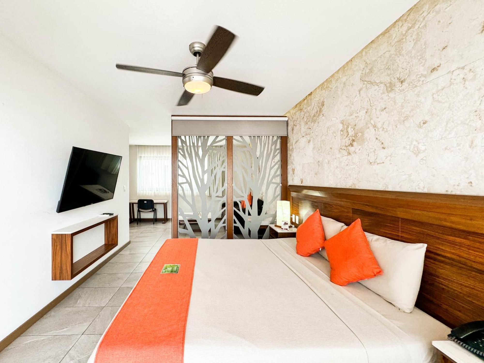 Grand Fifty Suites Playa del Carmen Exteriör bild