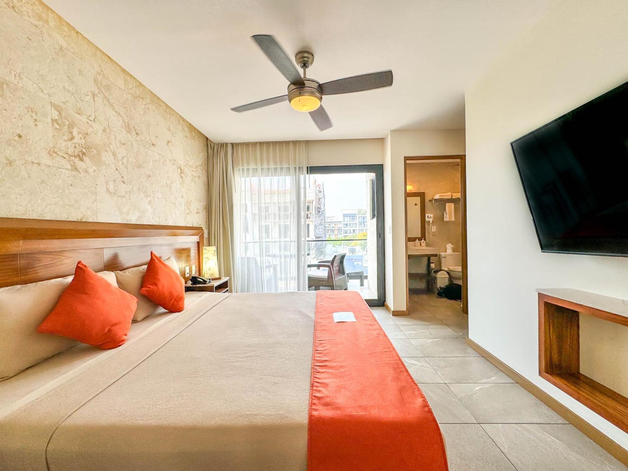 Grand Fifty Suites Playa del Carmen Exteriör bild