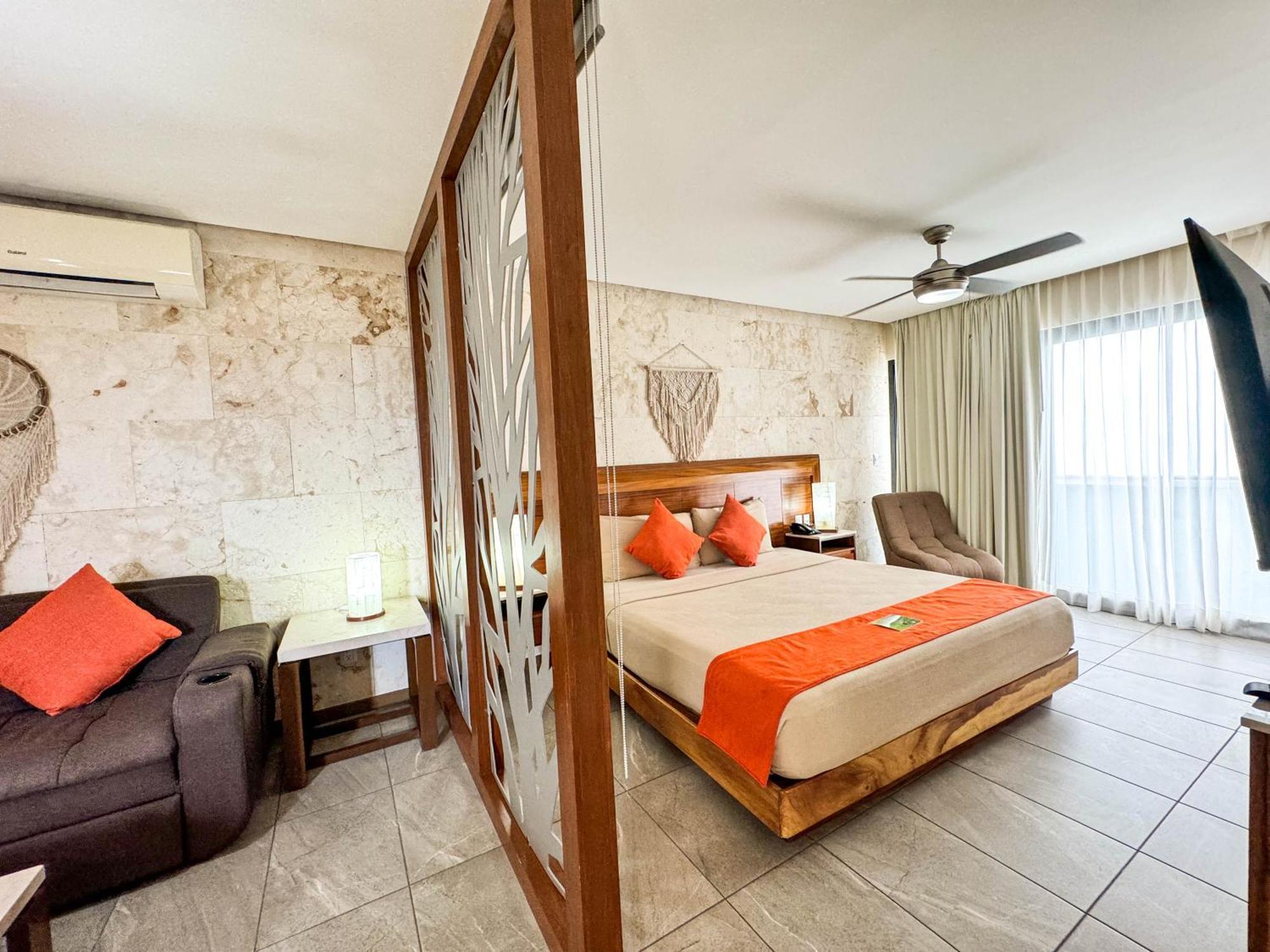 Grand Fifty Suites Playa del Carmen Exteriör bild