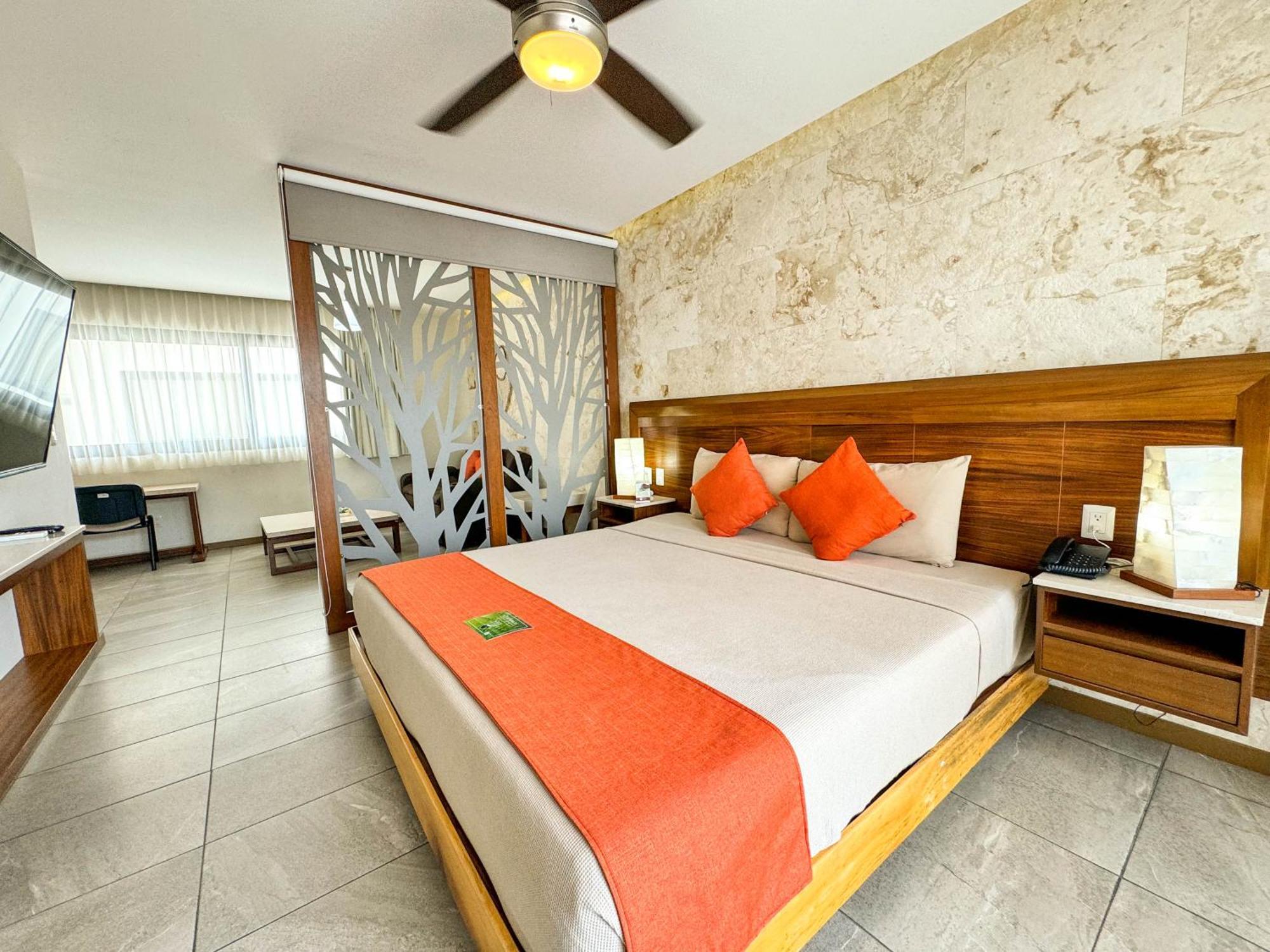 Grand Fifty Suites Playa del Carmen Exteriör bild