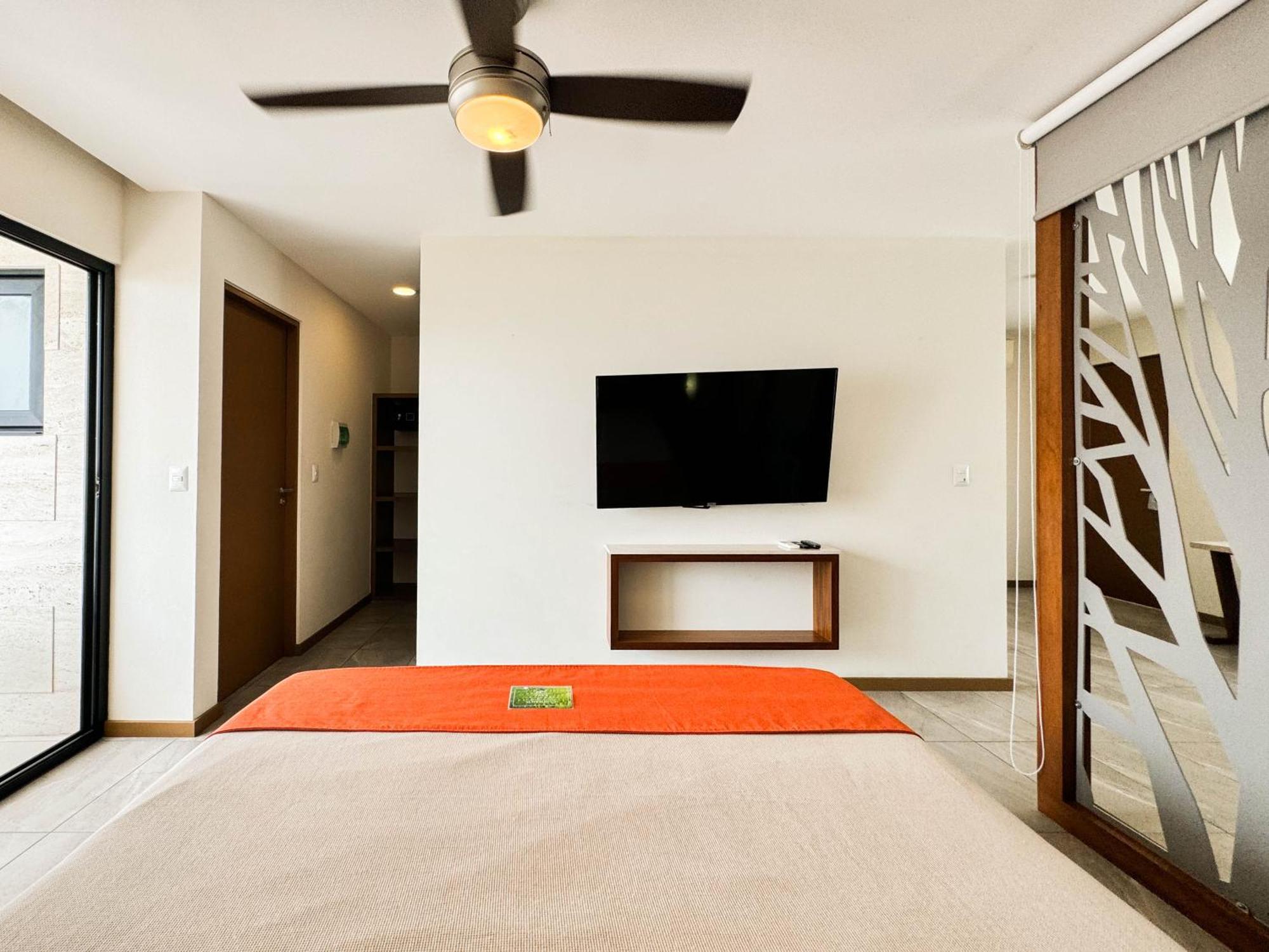 Grand Fifty Suites Playa del Carmen Exteriör bild