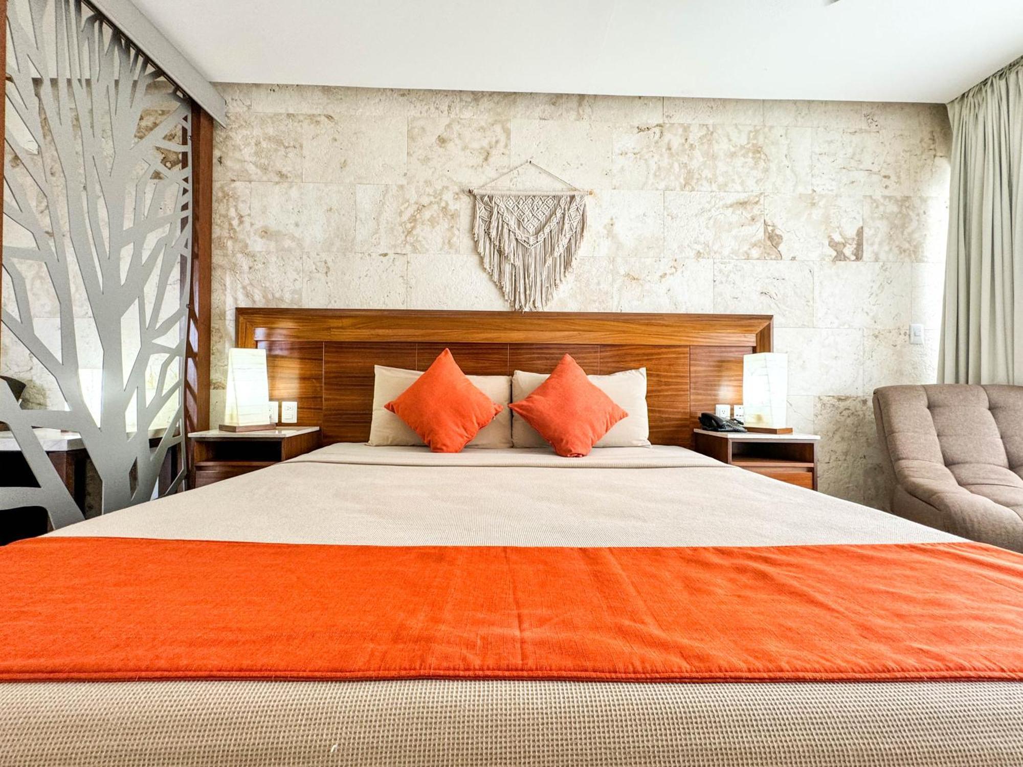 Grand Fifty Suites Playa del Carmen Exteriör bild