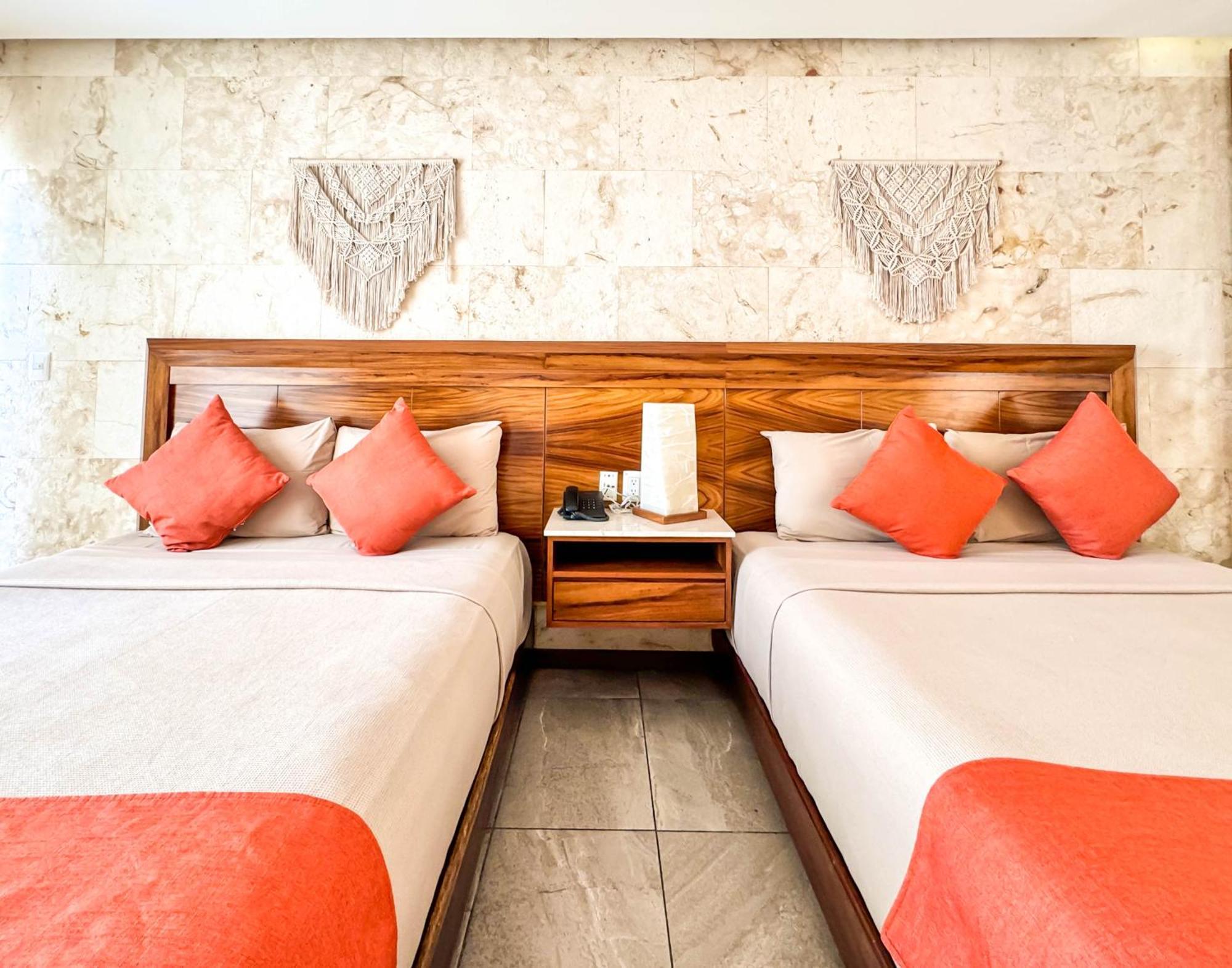 Grand Fifty Suites Playa del Carmen Exteriör bild