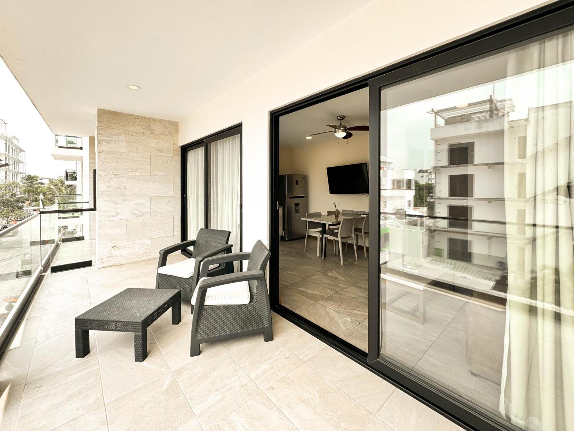Grand Fifty Suites Playa del Carmen Exteriör bild