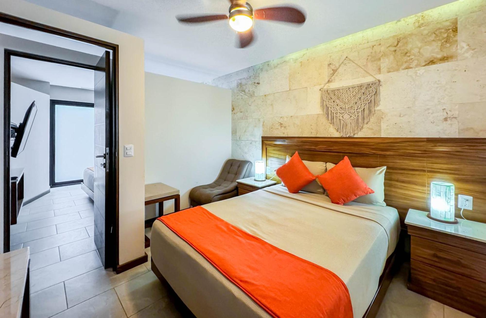 Grand Fifty Suites Playa del Carmen Exteriör bild