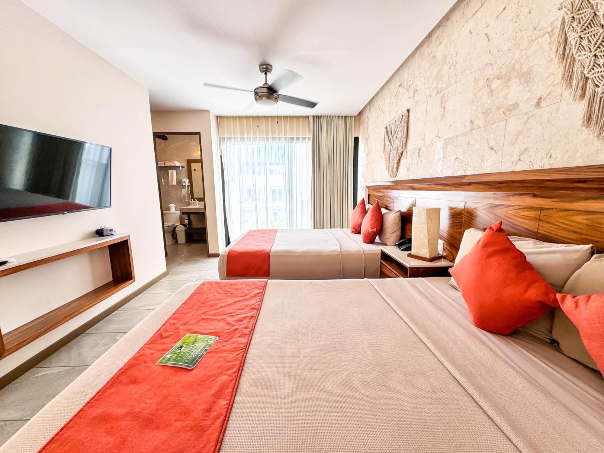 Grand Fifty Suites Playa del Carmen Exteriör bild