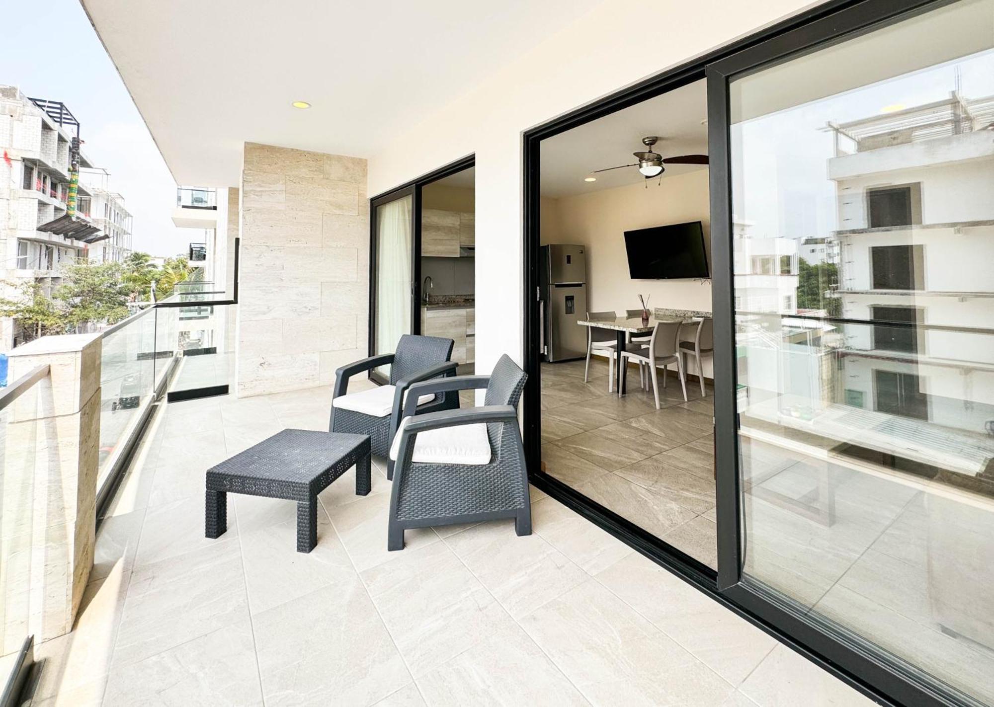 Grand Fifty Suites Playa del Carmen Exteriör bild